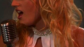 Angela Russell's Passionate Fan Encounter