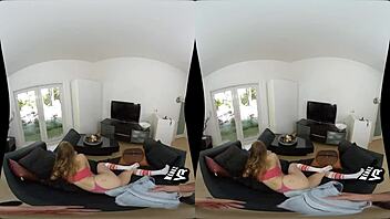 Bold teen 18+ Audrey Hempburn in early morning wanking party