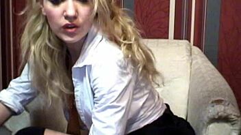 Blonde Camgirl Takes It Hard in Her Tight Ass