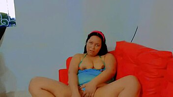 Deisyyeraldine, the Squirt Milf, Plays with Her Wet Pussy Until She Cums!