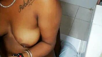 negra me lo da por un 14 de pollo nunca a dado el culo 😈