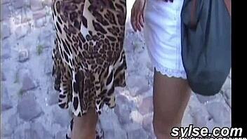 Amateur lesbians explore their desires in the forest under the sun