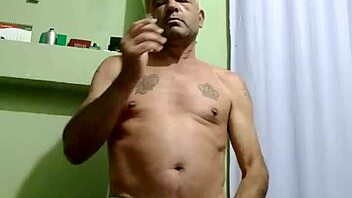 batendo punheta turns into a sensual gay encounter with intense personal connection over time.