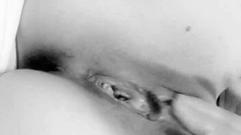 Busty Milf Caresses Her Big Tits To Orgasm – Close Up Homemade?