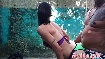 took a shower with my uncle bolt jones