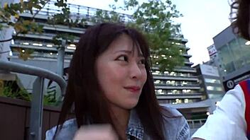 hina-chan gets intense play 😍