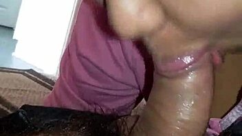Mexican girl gives a blowjob in 2015