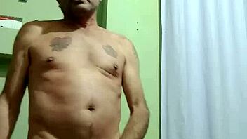 batendo punheta turns into a sensual gay encounter with intense personal connection over time.