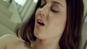 Anna Simone licking and kissing in nature!