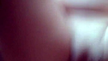 pretty shaved pussy getting fucked hard