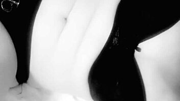 Busty Milf Caresses Her Big Tits To Orgasm – Close Up Homemade?