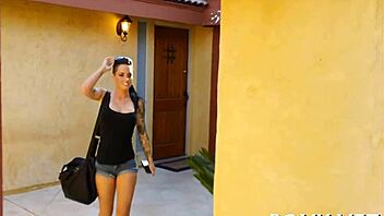 Teen slut Christy Mack sucks and fucks like a pro