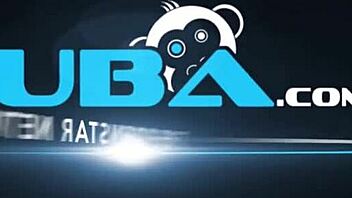 Stacked Cheerleader Gives Coach Special Handjob!