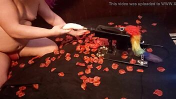 floofy bottom gets fucked by furry machine solo