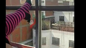 Vino A Poner El Internet Pero Yo Estaba Muy Caliente