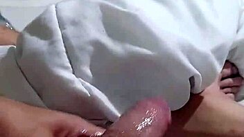 Gay jizz and cumshots in a hot video featuring moaning bottom