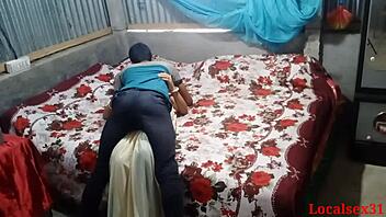 desi bengali wife bangs hard with husband's friend