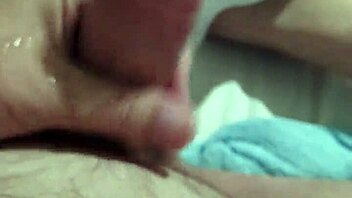 Gay jizz and cumshots in a hot video featuring moaning bottom