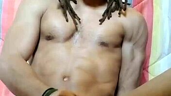 lvory white says lets play bisexual fun.