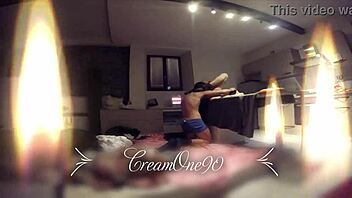 Blonde Webcam Model Receives Slow Cunilingus Until She Squirts in His Mouth