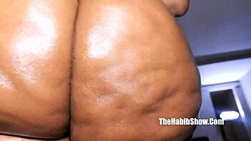 tbooty, chicago’s biggest booty, gets slammed by stretch3x in hood reality