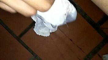 Quan Lot Em Gai In Intense Group Action