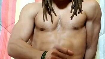 lvory white says lets play bisexual fun.