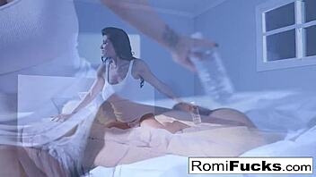 Solo romi rain fun on the bed with her tight wet fuckhole