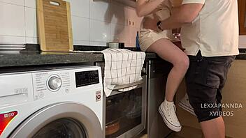 follando rapido con chica sexy y caliente video casero