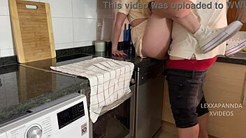 follando rapido con chica sexy y caliente video casero