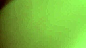 Amateur encounters in everyday settings