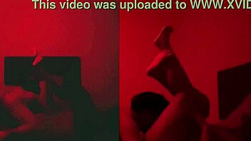 mi profesor me llena la panocha de leche en casa?