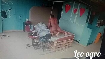 Suzy Furacao Sucks Big Cock