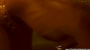 Indian Babe Feels Her Own Vibe Sensually?