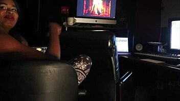 I am Tristina Millz in a summer love scene with femdom and amateurs