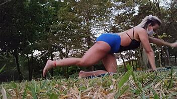 Ficou Excitada Fazendo Ioga