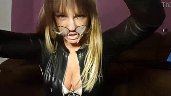 came on my face. playing with cum 😏