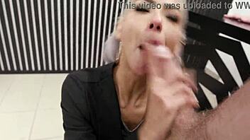 Veronica Leal går amok i 7 mod 1 hård session med creampies