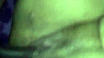 Homemade video of black amateur squirting