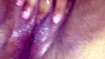 Homemade video of black amateur squirting