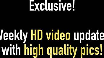 Milf Vicky Vette elemzi nagy faszt jakuzziban 🛁