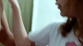 Ven Hermanastra Deja Lo Que Estas Haciendo Y Mejor Chupame La Verga Para Despues Cojerte Como Mas Te Gusta