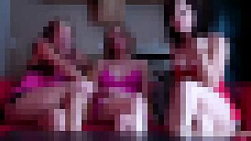 jseš jen loser s malým 18+ ptákem, cítíš tu humilaci 😈