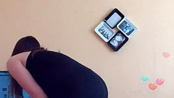 Girl masturbates on Bigo live webcam