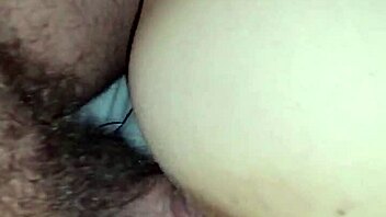Amateur MILF takes it from behind