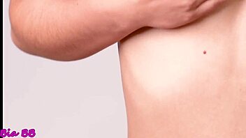 Showing my body on a hot November afternoon