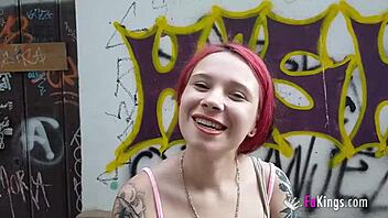 Ина Блек жадува секс на открито със севилянска тийнейджърка червенокоска!