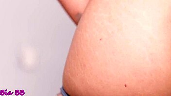 Showing my body on a hot November afternoon