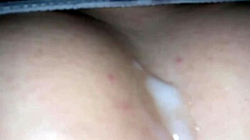 Hamret stor kuk i henne til hun ba om melken min! Den trange saftige fitta var uimotståelig!