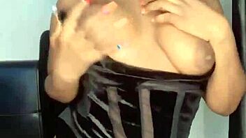 Dancing Duo Kissing in Steamy Sexy Moves